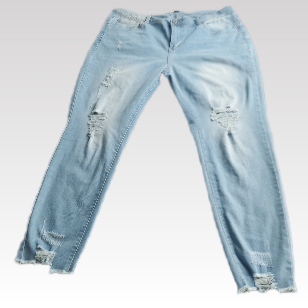 THRILL Plus Size Jeans 20 Blue Faded Bleach Wash Distressed Raw Hem Ripped Pants
